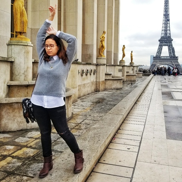 Meet your Posher, Laura - Picture 3 of 4